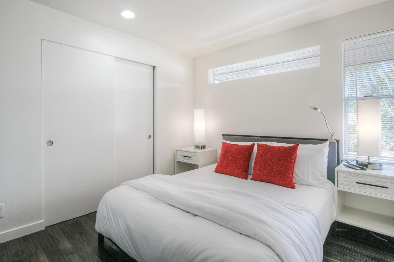 נורת' בנד Moon River Suites #4 מראה חיצוני תמונה